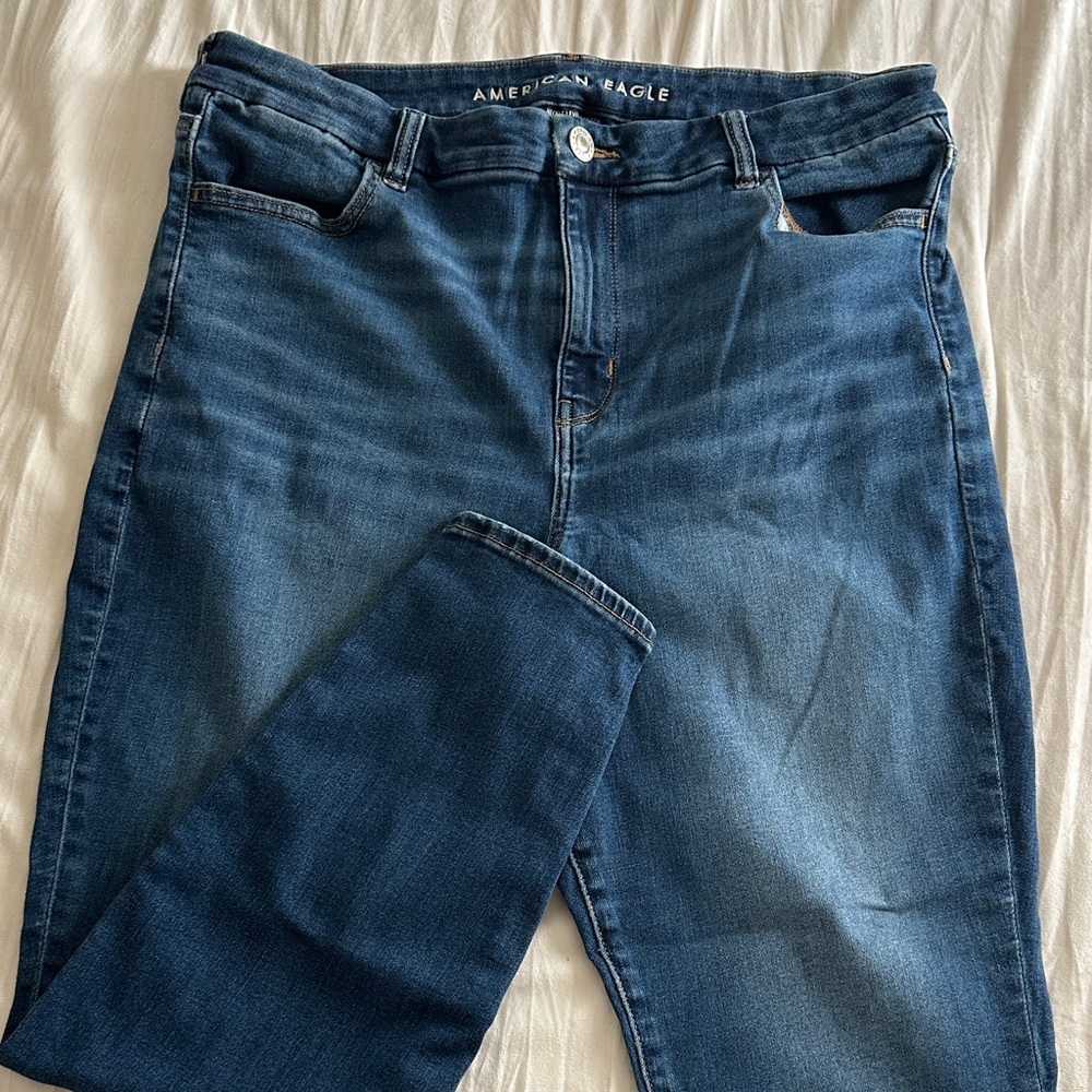 American Eagle Outfitters Women's Dark Blue High Rise Jeans